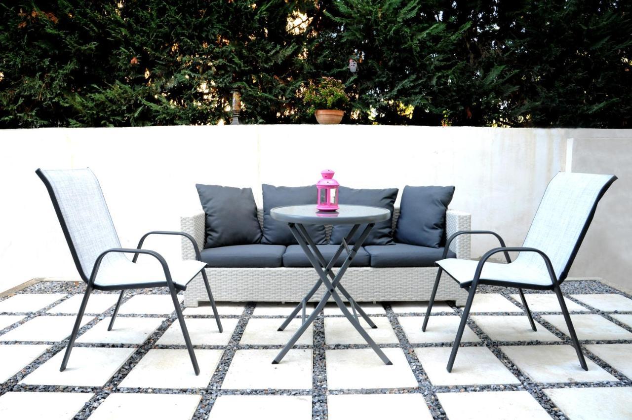 Olive And Orange Apartment Mistrá Exterior foto